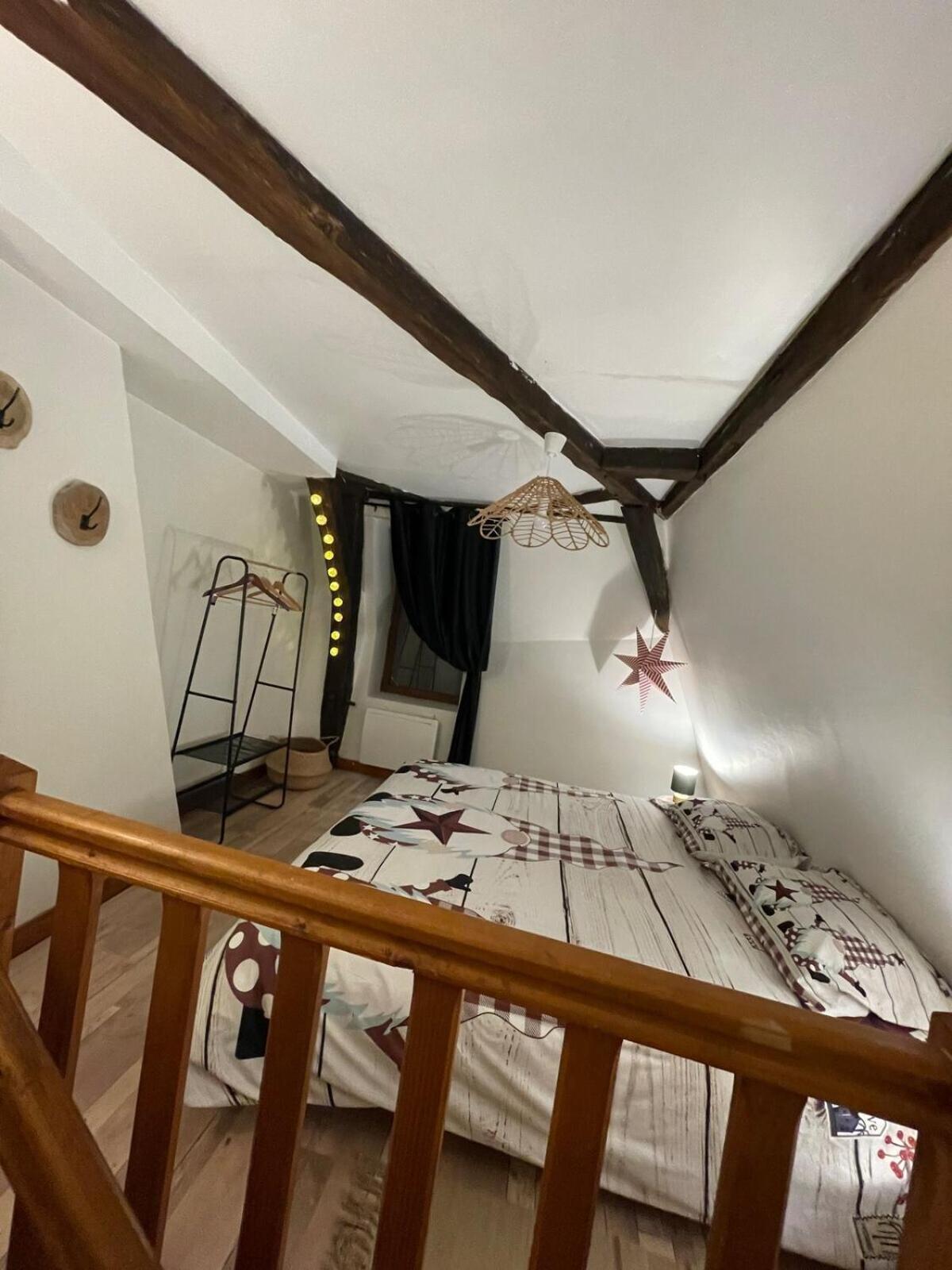 "La Petite Maison" Triplex Au Centre Ville - Les Terres Du Roy Avallon Ngoại thất bức ảnh